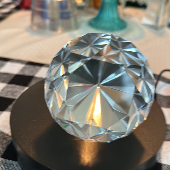 Chrystal Teardrop Diamond Shape Paperweight 9x4.5” - Picture 7 of 10